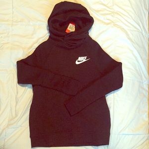 Nike Rally Hoodie